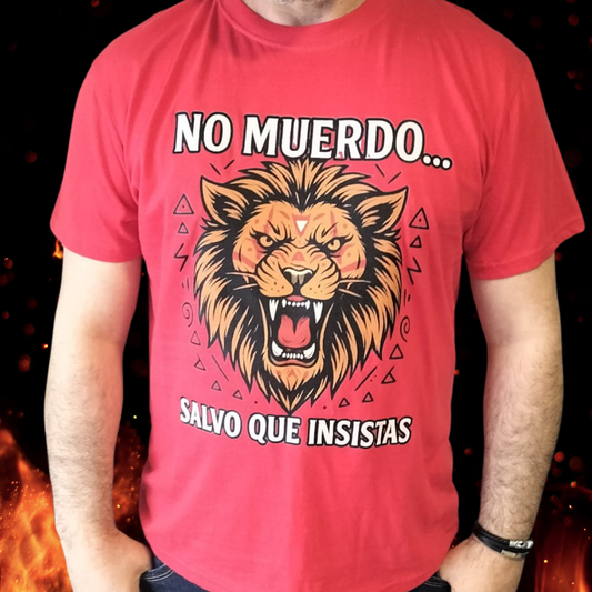 Camiseta unisex “No muerdo… salvo que insistas” – Humor, carácter y advertencia clara
