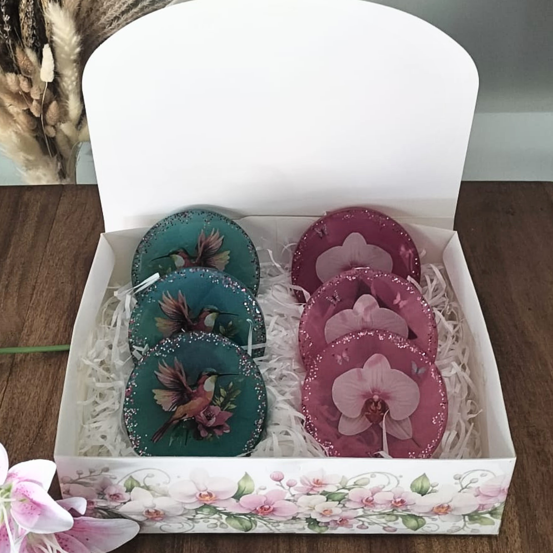 Pack regalo de 6 posavasos artesanales Colibrí y Orquídea
