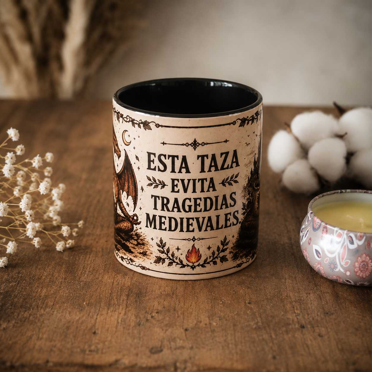 Pack Regalo "Tragedias Medievales" – Tote Bag + Taza + Infusiones + Vela Aromática